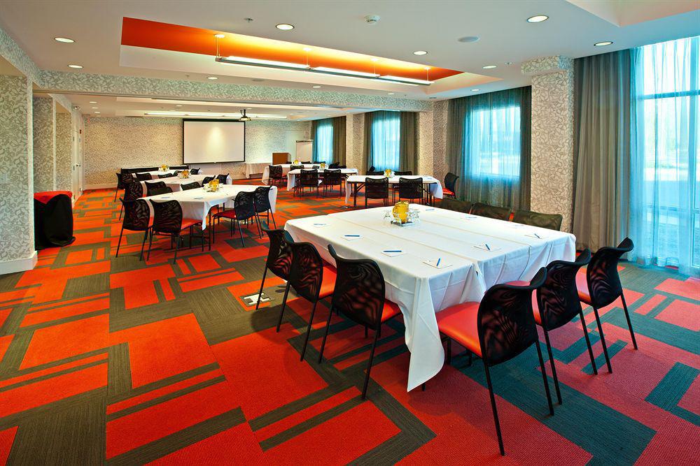 Hotel Indigo Columbus Architectural Center By Ihg Facilities photo